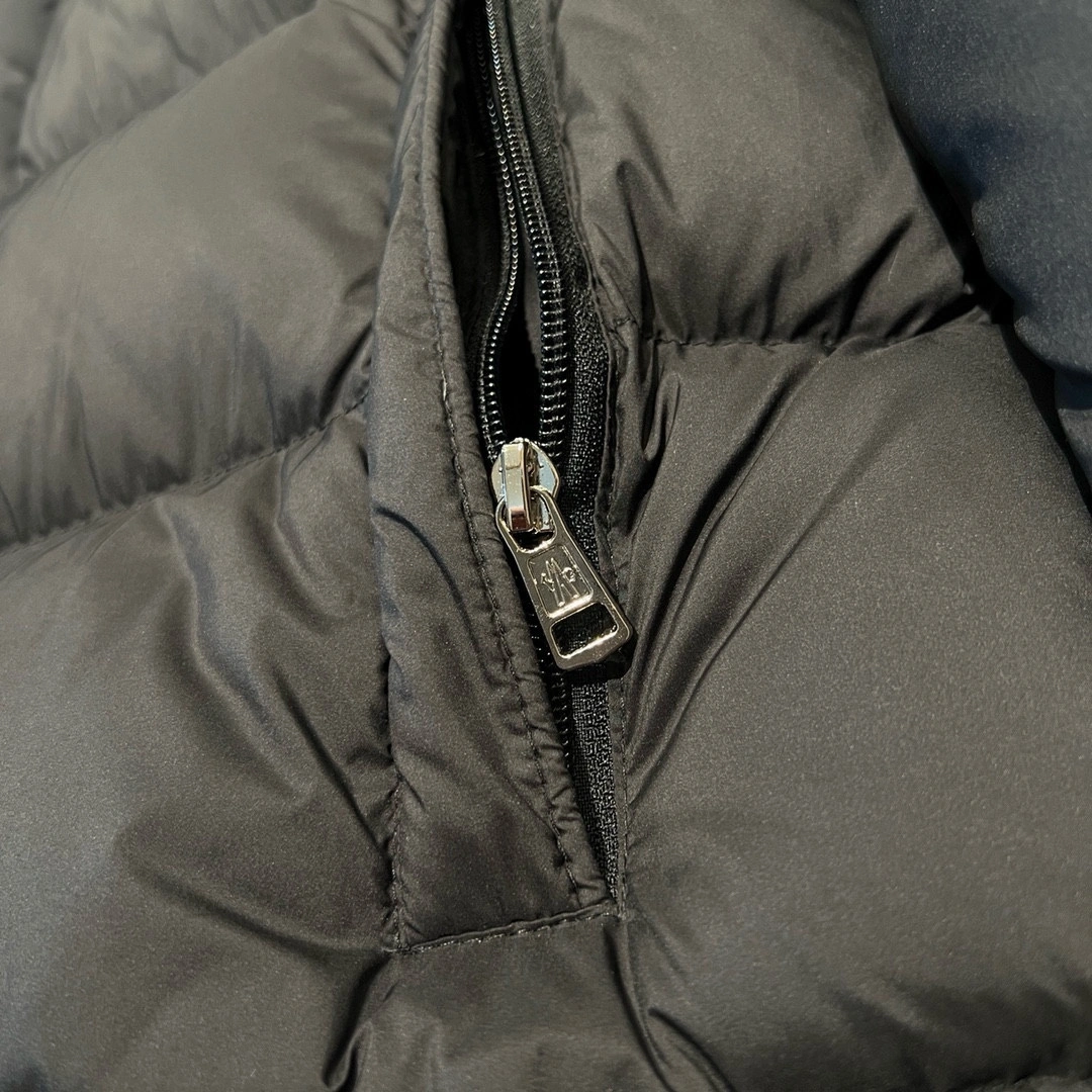 wg.luxury- 7o9385r Vezere Maya down jacket oversized item:D-F365I0701